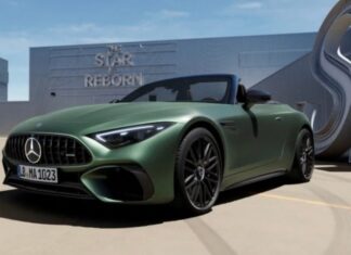 The Mercedes-AMG SL 63 S E Performance: An Exclusive Arrival in Vietnam with a Limited Edition of Just 2 Units, Priced at 12.29 Billion VND Each.