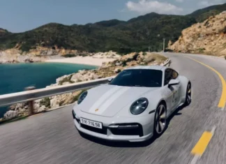 The Millionaire’s Corner Office: A Glimpse into Cuong “Do-la’s” Workspace and the Drive to Succeed.