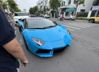 The Ultimate Supercar Emerges: A Lamborghini Aventador Roadster’s Unexpected Comeback