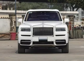 “Selling a Rolls-Royce Cullinan for Over $470,000: Why Settle for a Bentley Bentayga?”