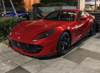 The Ultimate Supercar Duo Makes an Appearance: Ferrari 812 GTS Steals the Show