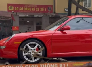 The Ultimate Driving Machine: Porsche 911 997 Settles in Hanoi, Seeking a Discerning Car Enthusiast Owner