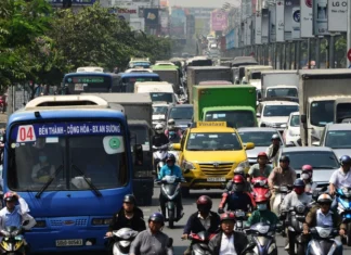 The Truth Behind the Rumors: Is Hanoi Banning Cars Older than 2017 from its Roads in the New Year?