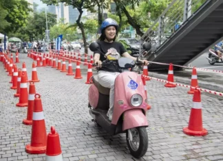 What Electric Scooter Guarantees a “Triple No”: No Gas, No Noise, No Cost Worries?