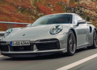 Porsche 911 Turbo 50 Years Edition Arrives in Vietnam: Expected Price of Nearly 20 Billion VND
