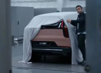 The World’s First Adaptive Seatbelt Technology Debuts in the Volvo EX60