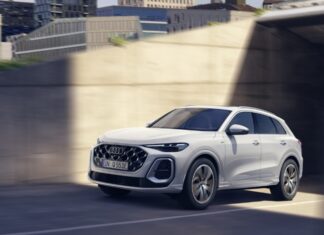 The Audi Q5 PHEV: Bigger Battery, Bolder Performance, Faster Charging.