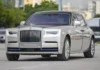 “The Ultimate Luxury: A Tale of Two Rolls-Royces – Phantom VIII and Cullinan”