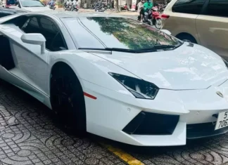 The Ultimate Supercar: Lamborghini Aventador LP700-4, Rarely Driven and Back on the Market