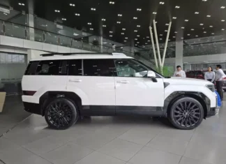 Hyundai Santa Fe: The Ultimate SUV Deal – A Massive 235 Million Dong Discount!