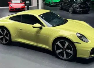 Unveiling the 2025 Porsche 911 Carrera in Can Tho: A Stunning One-of-a-Kind Paint Job and Over 2 Billion VND in Options.