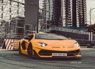 Professional Drifters Stir Up GAMA Music Racing Festival in Vietnam