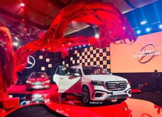 The Ultimate Showcase: Mercedes-Benz Vietnam Presents a Stunning Lineup of Luxury Vehicles Worth Up to 100 Billion VND at LiveRARE