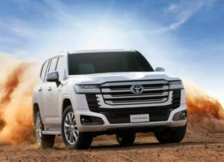 The Ultimate Off-Roader: Toyota Unveils the Most Powerful Land Cruiser Yet with the 300 Series Hybrid