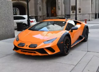 A Dealer Alleged by Lamborghini for Selling Supercars to Lawbreakers