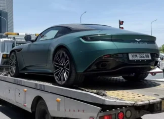 “Like-New Aston Martin DB12 with Only 700km on the Odometer Finds a New Owner After Just Two Months on the Market”