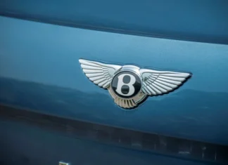 Bentley Mulls Over a Pickup Truck