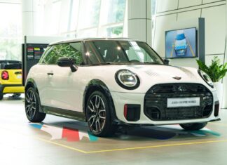 The Ultimate Driving Machine: Unveiling the Mini Cooper John Cooper Works in Vietnam. Priced at 2.529 Billion VND.