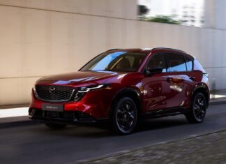 “Mazda’s Strategic Shift: Hybrids Take Center Stage, with a Cautious Approach to Electric Vehicles.”