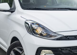 “Sales Slump: Small Gas Cars Struggle to Find Buyers”