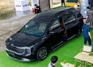 Kia Revives High-Roof, Spacious Carnival Variant for Vietnam, Premium Pricing Expected