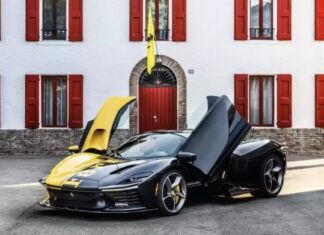 The One-of-a-Kind Ferrari Daytona SP3: A Record-Breaking Auction Sale