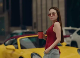 Porsche 911 Targa 992: Ultra-Stylish, Rare Color, Stunning Plates Owned by Hanoi’s Hottest Influencer