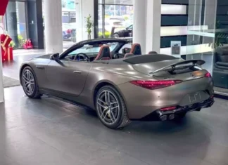 Mercedes-AMG SL43 Convertible Slashes Price by 1.06 Billion VND, Now Only 5.9 Billion VND