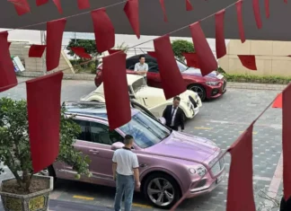 Flash of Luxury: Nearly $4 Million Supercar Fleet Makes Brief Appearance in Hai Duong Province