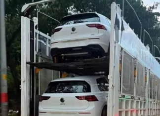 Volkswagen Golf Spotted on Vietnamese Streets Ahead of Official Launch