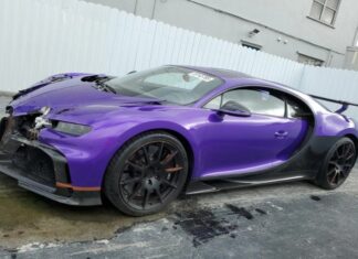 Bugatti Chiron Pur Sport Crashes, Repair Costs Leave Internet Users Stunned