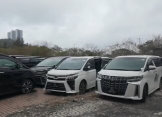 Astonishing Discovery: A Fleet of Luxury Cars Abandoned for 9 Years at a Macao Hotel