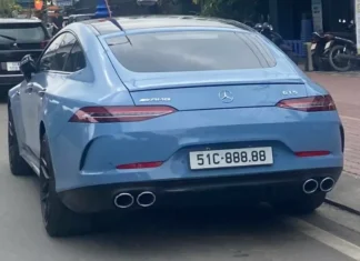 Mercedes-AMG GT 53 Now Sports the Iconic 51C-888.88 Plate, Previously Seen on Kia and Ford