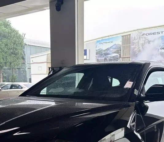 Minh “Nhá»±a” Acquires Lamborghini Urus SE: A Hybrid Supercar Capable of 60 km Electric Range