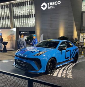 Unveiling the Lynk & Co 03+ TCR in Vietnam: A Race-Inspired Sports Sedan with Unmatched DNA