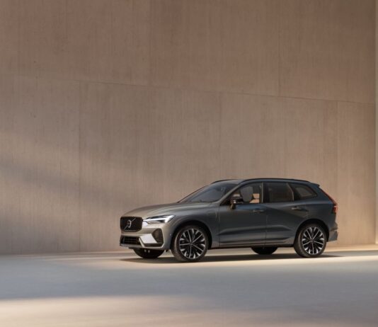 Volvo XC60 2026 Launches in Vietnam: Starting at VND 2.29 Billion