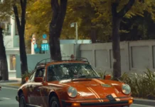 Vintage Car Collection of Russian Enthusiasts Stuns Ho Chi Minh City: A Jaw-Dropping Jaguar E-Type Takes Center Stage