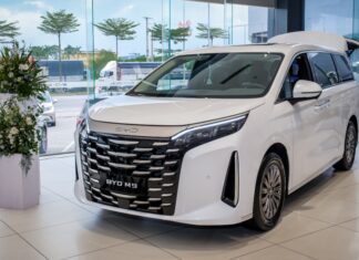 Comparing China’s Top Large MPVs in Vietnam: BYD M9 vs. GAC M8