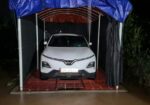Vietnamese Car Owners Prepare for Typhoon No. 13: Creative Ways to Protect Their Vehicles