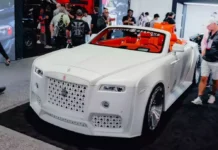 Only 25 People Worldwide Can Own This Exclusive, Show-Stopping Rolls-Royce Dawn