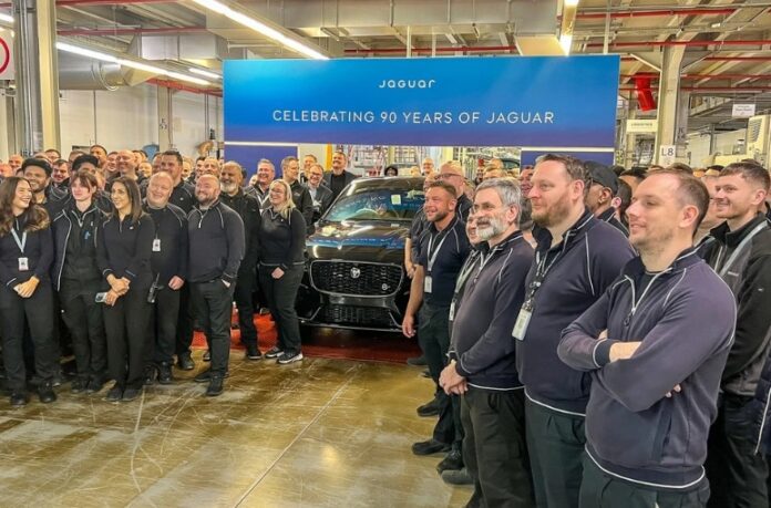 xehay_Jaguar+F-Pace+SVR_251225_5