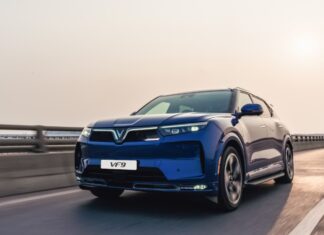 VinFast Considers Equipping VF 9 with Compact Gasoline Engine