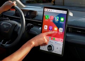 Ford Unveils Revolutionary Dual-View Screen Technology for Automobiles