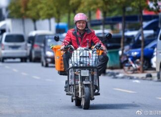 “Wuhan’s Millionaire Shipper: Owning 10 Homes, 4 Luxury Cars, Yet Still Hustling as a Late-Night Delivery Driver”