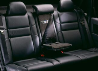 Which Cars in Vietnam Come Pre-Installed with Child Safety Seats?