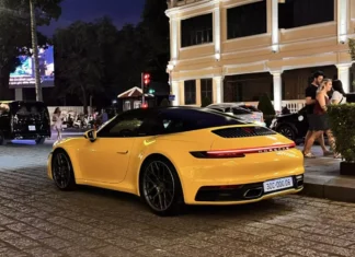 HCM City Entrepreneur Splurges on a Porsche 911 Targa 992 Convertible