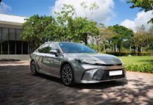 Toyota Slashes Hybrid Car Prices by Up to 200 Million VND in Latest Price Adjustment