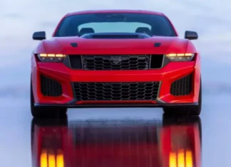 Ford Mustang Dark Horse SC 2026 Unveiled: Supercharged 5.2L V8 Engine Paired with 7-Speed Dual-Clutch Transmission