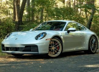 Porsche 911 Carrera S: The Perfect Blend of Speed and Practicality
