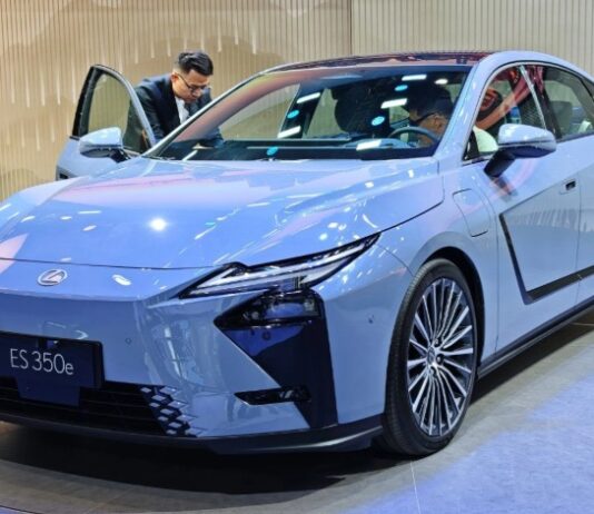Lexus ES 2026 Now Accepting Deposits in Vietnam: Electric Variant Available, Starting at VND 2.36 Billion